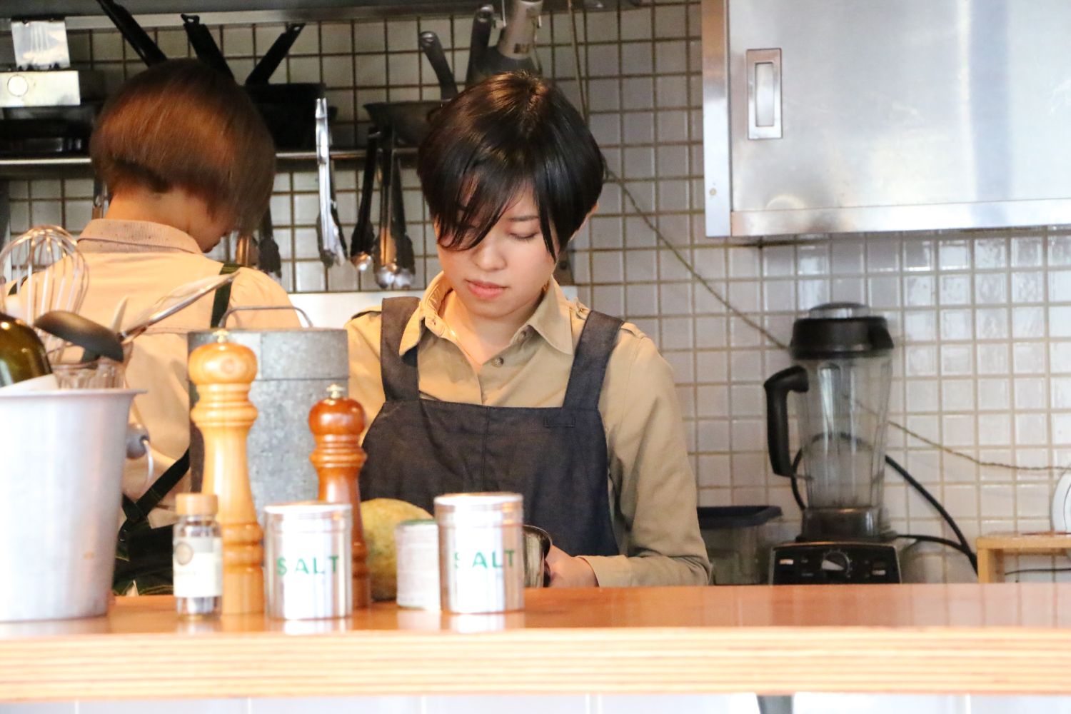 employees working in a coffee shop